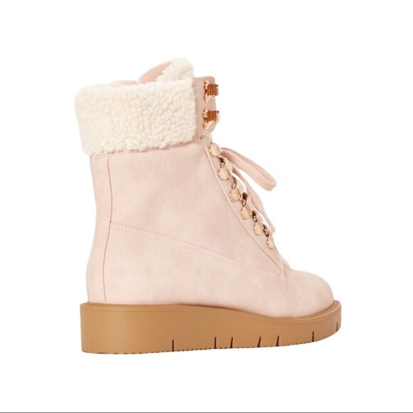New! JustFab Faux Suede Sherpa Cuff Hiker Lace Up Wedge Winter Boots Booties - Picture 4 of 16